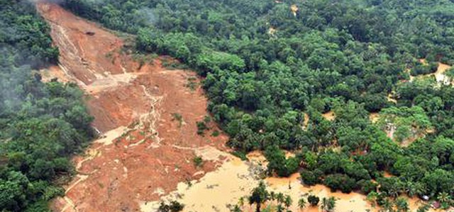 Sri Lanka lancia Sos, 91 morti alluvioni