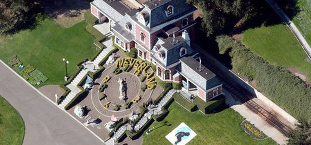 Miliardario acquista "Neverland" la discussa proprietà di Michael Jackson