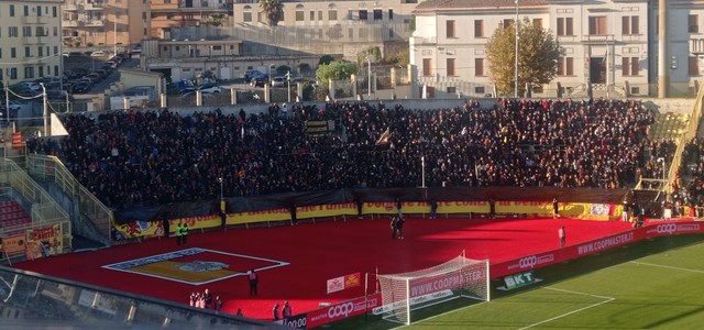 FINISCE IN PARITA' TRA CATANZARO - CREMONESE, GIALLOROSSI INDOMABILI