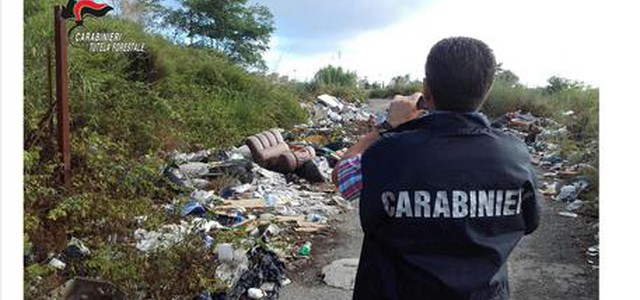 Rifiuti,  dieci persone incastrate dalle fototrappole