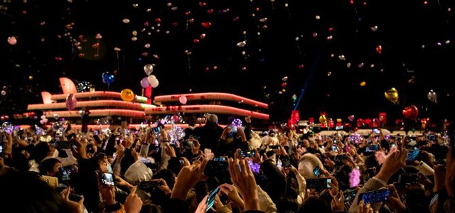 Covid: Capodanno in piazza a Wuhan. Le immagini fanno il giro del mondo