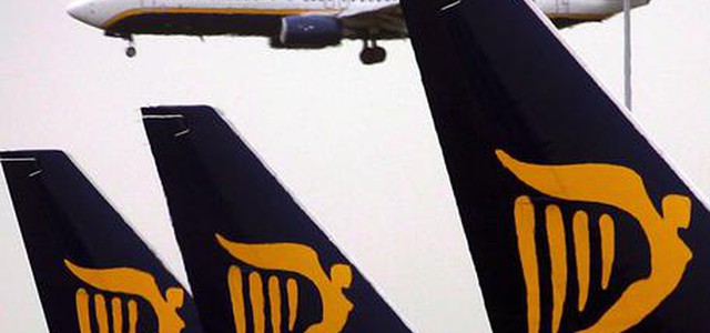Svolta di Ryanair: la compagnia riconosce i sindacati