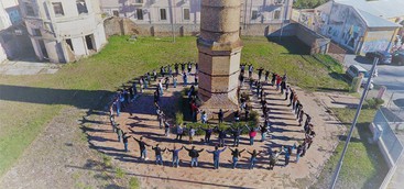 Gli alunni del "Pacioli" abbracciano la Tonnina