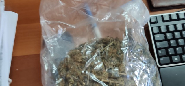 Droga in auto, arrestato crotonese