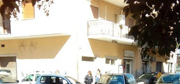 Scontro a Lido tra auto e minicar, due ragazzine ferite