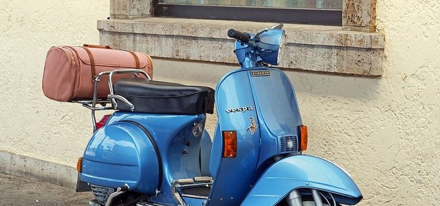 PRIMO RADUNO VESPA CLUB - GLI APPASSIONATI DEL MITO A DUE RUOTE SI INCONTRANO DOMENICA  A CITTANOVA