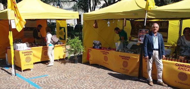 Coldiretti e Campagna Amica alla festa dell’uva di Catanzaro