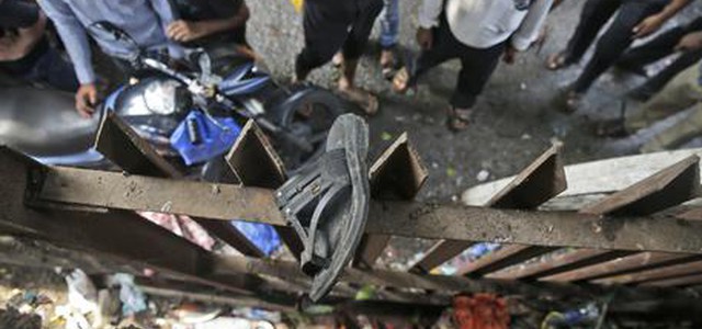 India: calca alla stazione di Mumbai, almeno 22 morti
