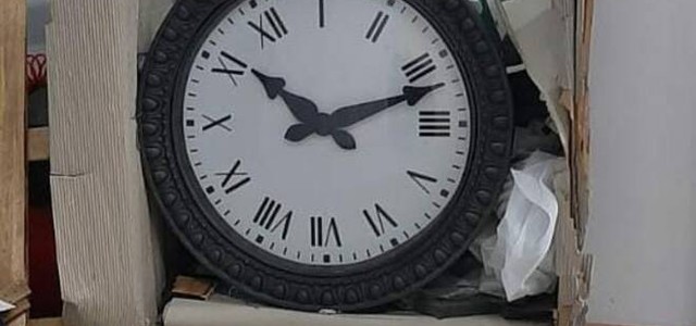 Catanzaro, l’antico orologio del teatro San Carlino sarà restituito alla città.