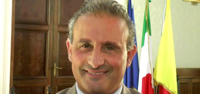 Mungo premia campioni danza sportiva della scuola di Francesco Bagnato