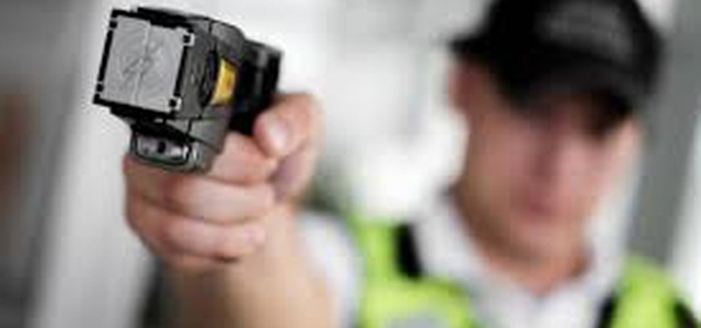 On. Wanda Ferro (FDI): garantire più sicurezza alle forze dell'ordine, il taser avrebbe potuto evitare tragedie come quella di Roma