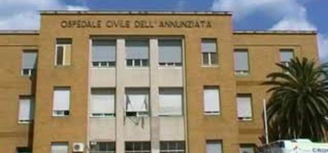 Tensione all'ospedale Annunziata: due uomini aggrediscono guardie giurate 