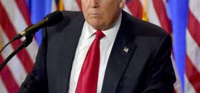 Usa, Nyt: "Dossier su Trump commissionato da suoi avversari repubblicani"