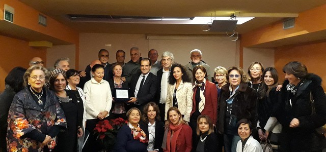 Il saluto alla dottoressa Maria Facchini. Provincia di Catanzaro e associazioni consegnano una targa