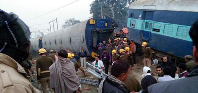 India: deraglia treno, 32 morti