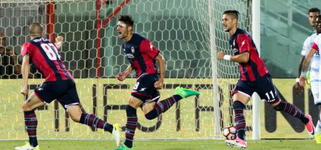Serie A: Crotone Lazio 3-1, Palermo Empoli 2-1, toscani in B