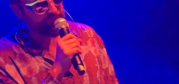 Borgia, in migliaia per Dargen D’Amico e Radio Deejay: ritmo ed energia per un’estate che promette scintille