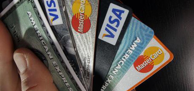 P.a: pagamenti online, 'convertite' 2 amministrazioni su 3