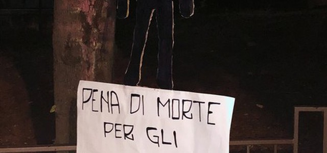 Cartello Forza Nuova: "pena morte a stupratori"