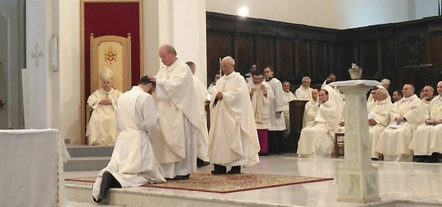 La diocesi di Lamezia Terme in festa per don Andrea Latelli ordinato sacerdote