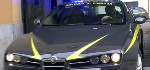 Rubava energia elettrica dal 2002, arrestato