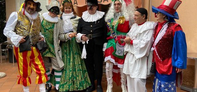 Successo per  Giangurgolo   la "maschera" interpretata da Enzo Colacino