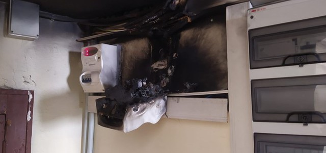 Principio d'incendio in ufficio Asp di Reggio Calabria