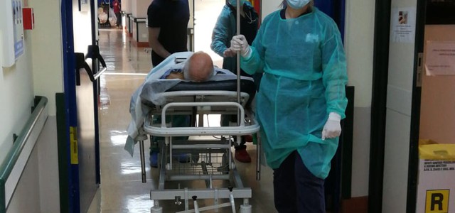 MASTROROBERTO: LA CARDIOCHIRURGIA UNIVERSITARIA NON E' NELLE FAUCI DEL COVID