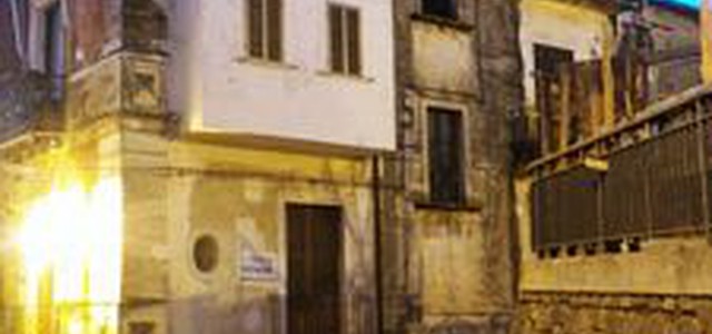 Polizia sventa il suicidio di un uomo