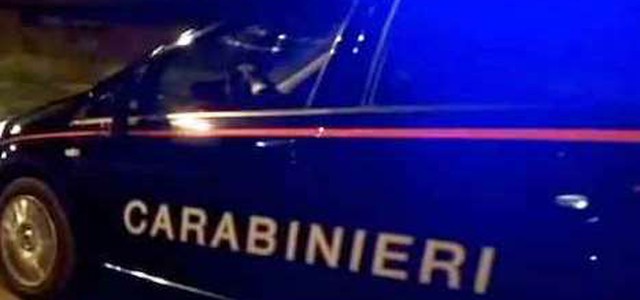 Allaccia stabilimento balneare alla rete idrica comunale, arrestato imprenditore