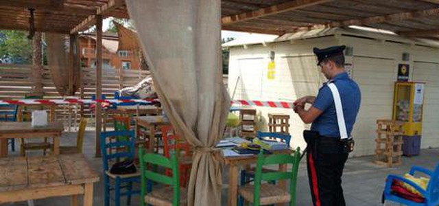 Sequestro strutture abusive in lidi