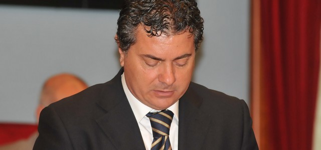 IL PRESIDENTE DEL CONSIGLIO REGIONALE MANCUSO SI CONGRATULA CON I RETTORI DE SARRO E LEONE.