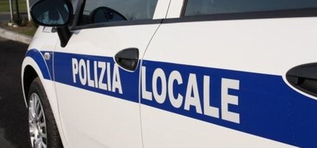 Rifiuti, sette multe in città: sanzioni a Lido e San Leonardo