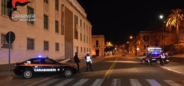 Controlli dei Carabinieri a Reggio Calabria, due arresti e quattro denunce