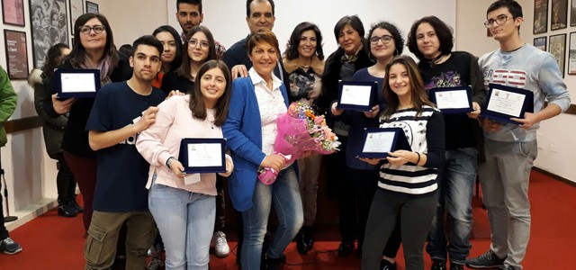 Concluso il progetto “Il sorriso amaro”, Bruno premia gli studenti (VIDEO)