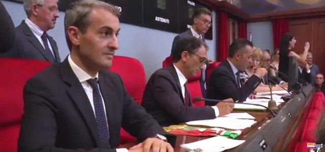 Si insedia il Consiglio Comunale: tanti alla prima esperienza (VIDEO)