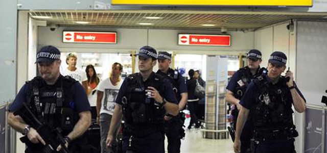 Terrorismo: Gb, un uomo arrestato a Heathrow