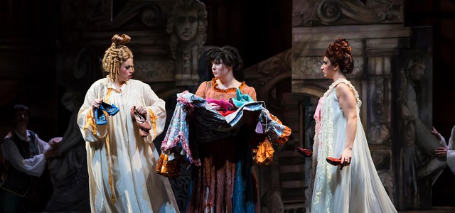 Verso la "prima" di "Cenerentola" al Rendano