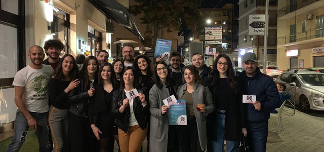 Giornata Internazionale degli Oceani - Greenpeace in prima linea con pic-nic e flash mob al Parco della Biodiversità