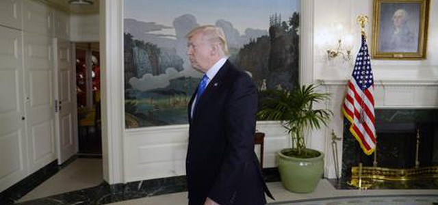 Russiagate, Wp: Trump indagato con l'ipotesi di ostruzione alla giustizia
