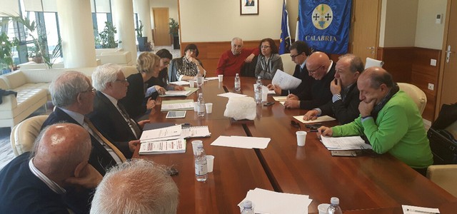 Incontro Oliverio-Associazioni dei laboratori