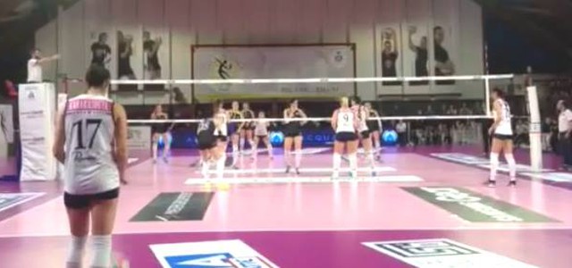 Terza vittoria consecutiva del Volley Soverato
