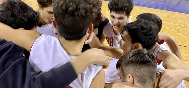 In Under 17 di Eccellenza straordinario colpo della Expert Basket Academy Catanzaro che batte sul neutro di Milazzo il forte Real Basket Agrigento 77-66.