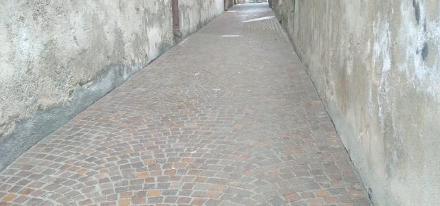LAVORI PUBBLICI  RENDA: “NEL RIONE GRECIA QUASI ULTIMATI INTERVENTI RIFACIMENTO FONDO STRADALE, GRAZIE AL SINDACO ABRAMO E ASSESSORE LONGO”