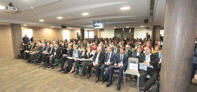 E’ partito da Lamezia Terme il roadshow di Cosmofarma Exhibition