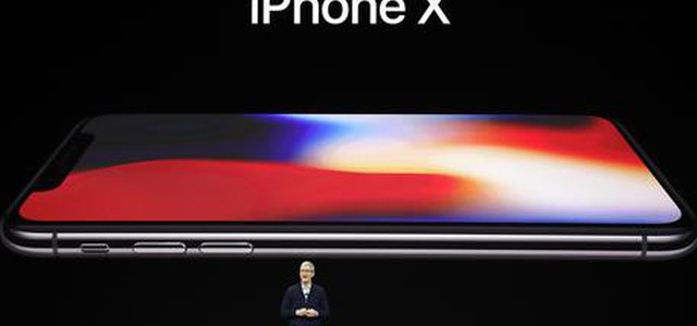 Arriva 'X', l'iPhone del futuro con il riconoscimento facciale. Costa 999 dollari