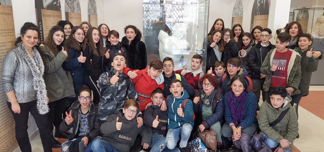 CENTINAIA DI STUDENTI IN VISITA ALL’EX STAC DI CATANZARO LUNGO LE ORME DI ULISSE