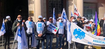A Roma, manifestazione dei balneari: "La legge va corretta"