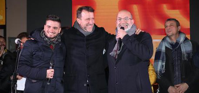 Crimi (M5s) : " Non ci arrendiamo"