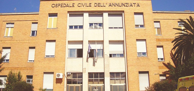 Sequestrato il laboratorio di farmacia dell'Annunziata di Cosenza 